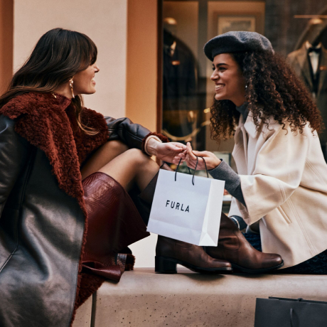 유럽 비스터 컬렉션에서 럭셔리 쇼핑 시 10% 할인!